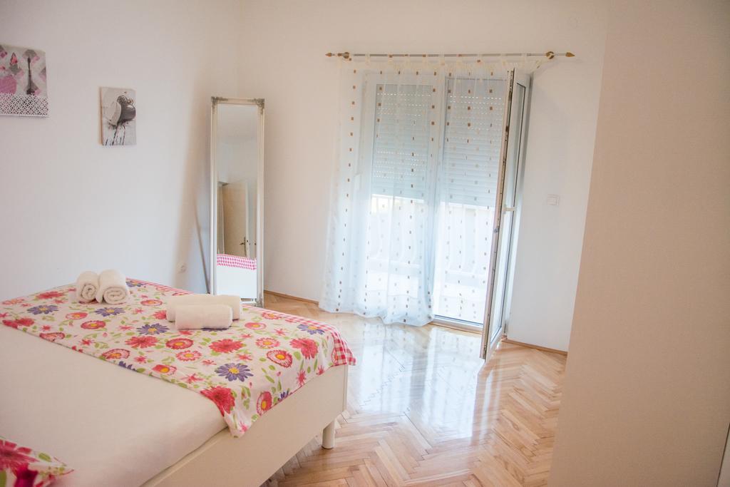 Apartment Klara Биоград на Мору Екстериор снимка