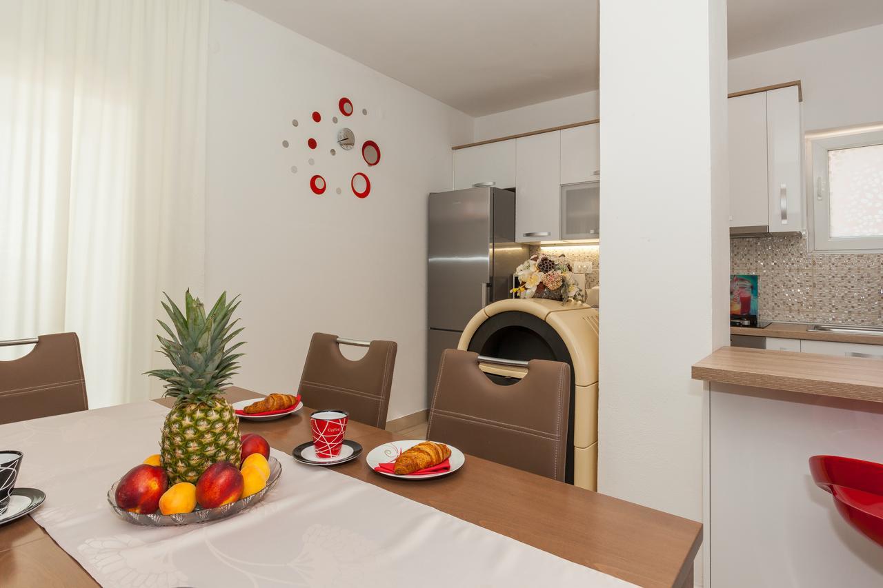 Apartment Klara Биоград на Мору Екстериор снимка