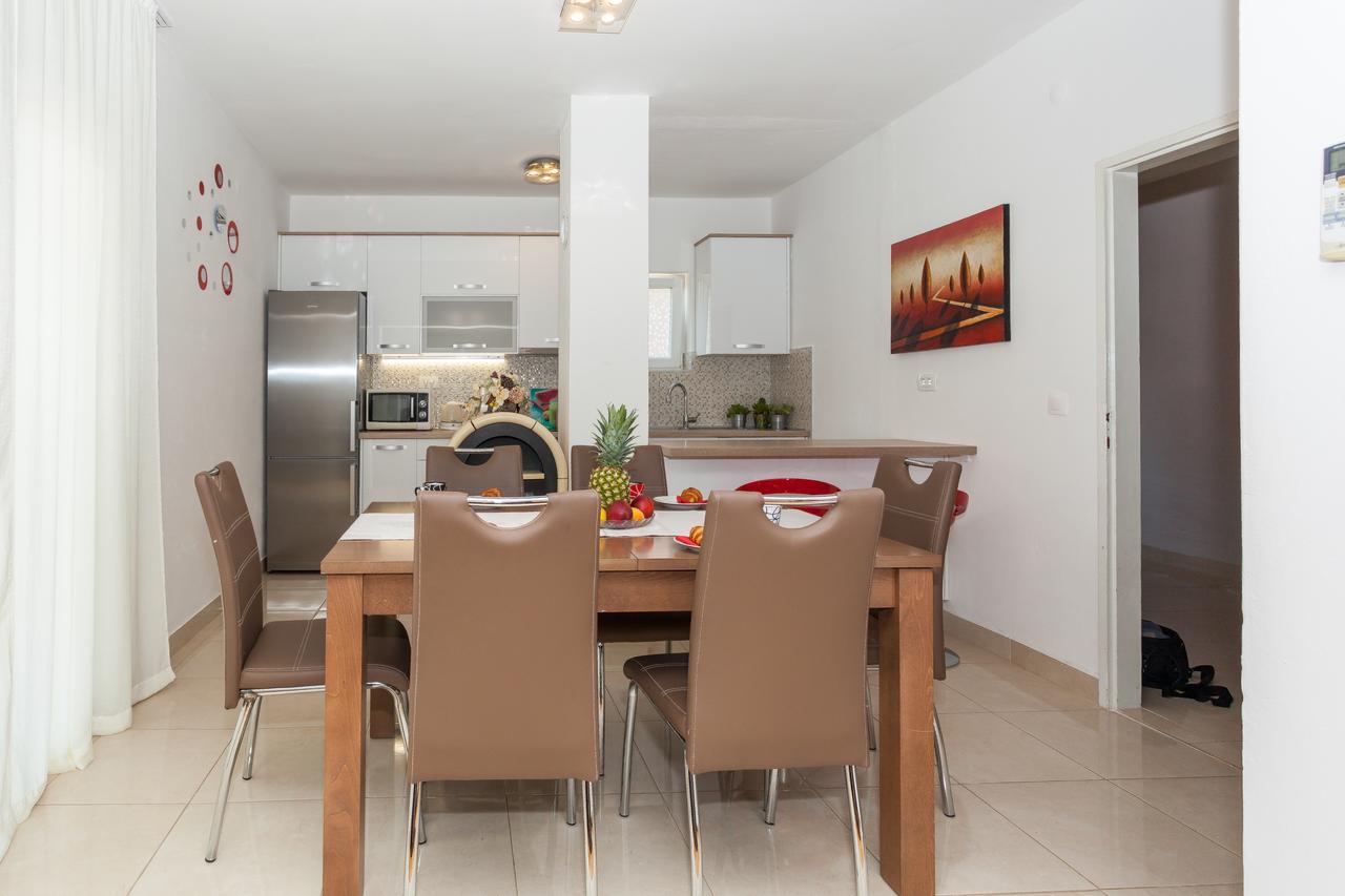 Apartment Klara Биоград на Мору Екстериор снимка